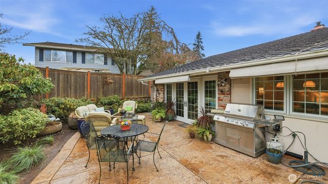 16404 142nd Place SE, Renton, WA 98058