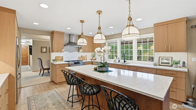 16404 142nd Place SE, Renton, WA 98058