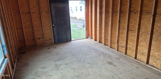 412 South Main Street, Elizabethton, TN 37643