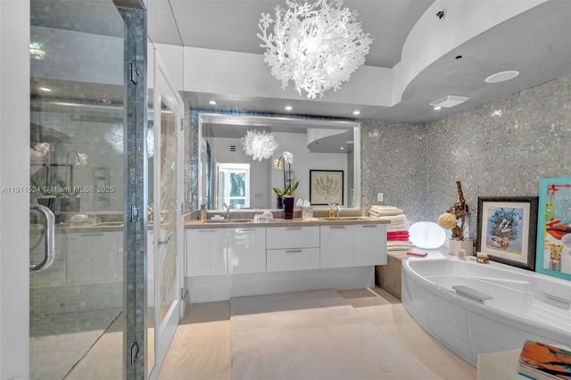 400 Alton Rd 706, Miami Beach, FL 33139