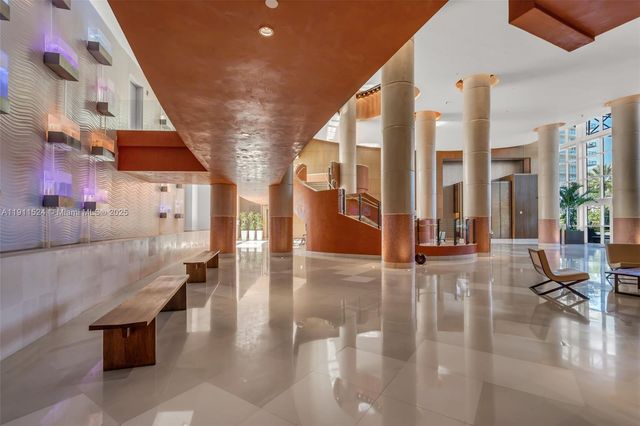 400 Alton Rd 706, Miami Beach, FL 33139