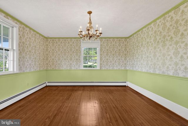 40 BATTLE MOUNTAIN RD, Amissville, VA 20106