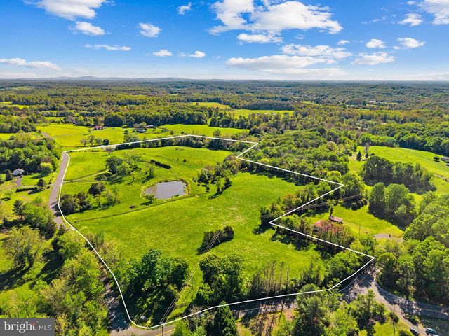 40 BATTLE MOUNTAIN RD, Amissville, VA 20106