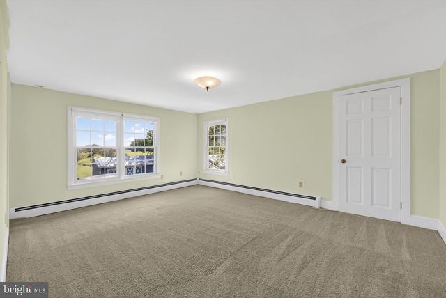 40 BATTLE MOUNTAIN RD, Amissville, VA 20106