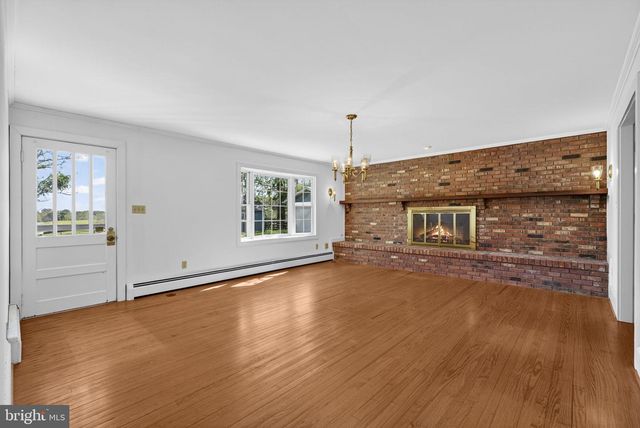 40 BATTLE MOUNTAIN RD, Amissville, VA 20106