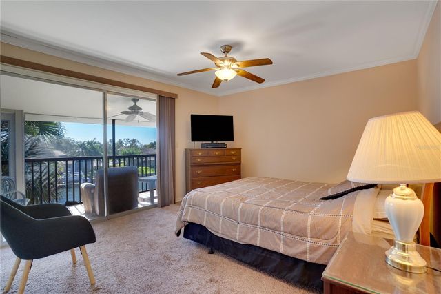 6315 NEWTOWN CIRCLE 15B3, Tampa, FL 33615