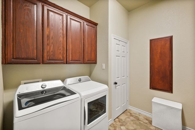 1211 Northglen Court, Mansfield, TX 76063