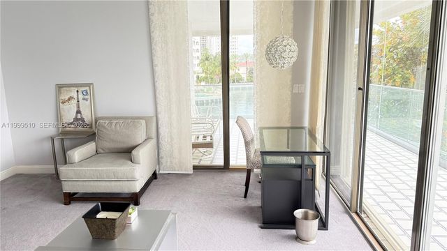 19707 Turnberry Way TH-6, Aventura, FL 33180