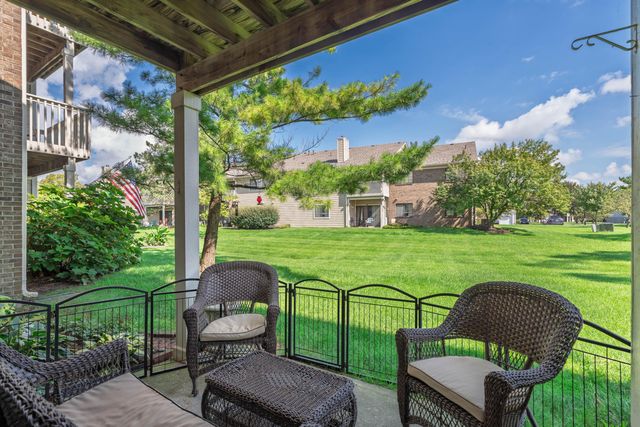 6735 Meadow Creek Drive, 102, Columbus, OH 43235