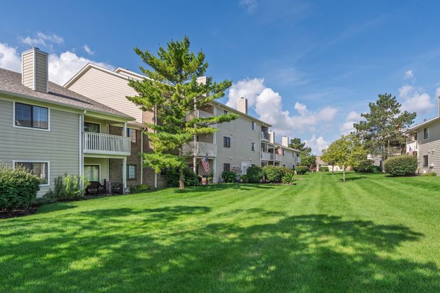 6735 Meadow Creek Drive, 102, Columbus, OH 43235