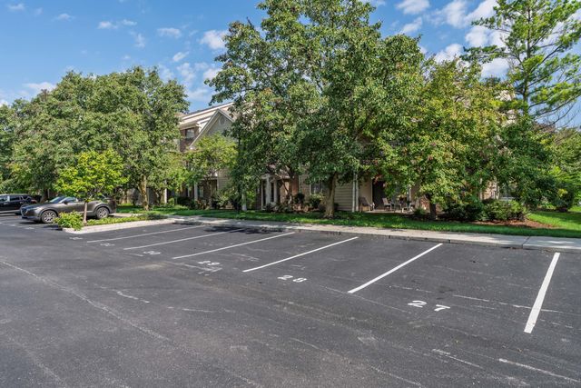 6735 Meadow Creek Drive, 102, Columbus, OH 43235