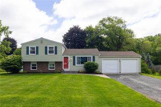 1871 Dalton Rd, Lima, NY 14485