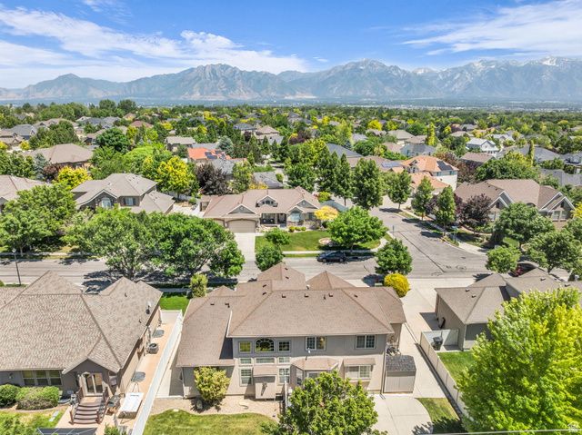 6336 S MOUNT LOGAN WAY, Taylorsville, UT 84129