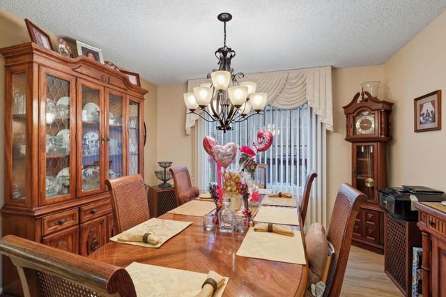 350 Otono Court, San Jose, CA 95111