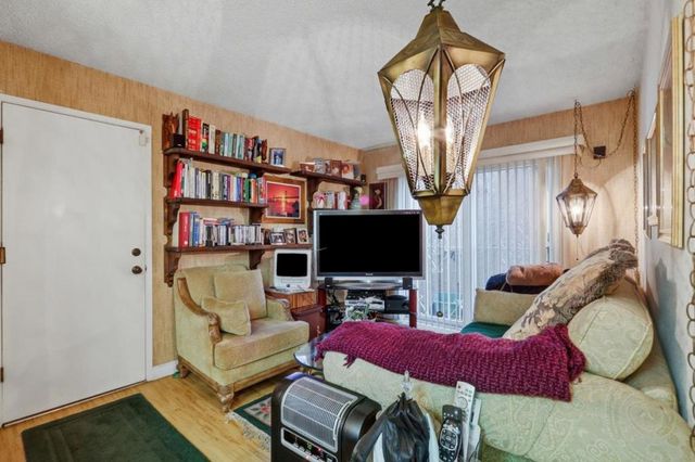 350 Otono Court, San Jose, CA 95111