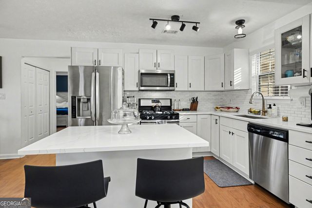 325 Ashley Woods Drive, Newnan, GA 30263