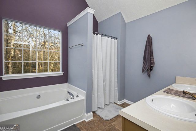 325 Ashley Woods Drive, Newnan, GA 30263