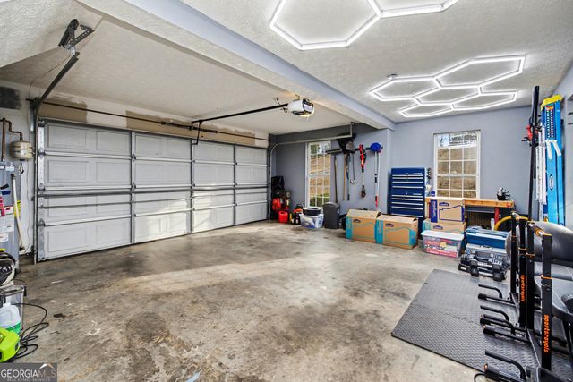 325 Ashley Woods Drive, Newnan, GA 30263