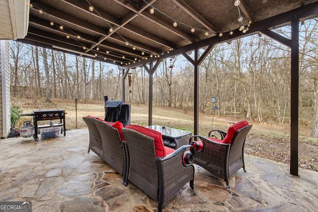 325 Ashley Woods Drive, Newnan, GA 30263