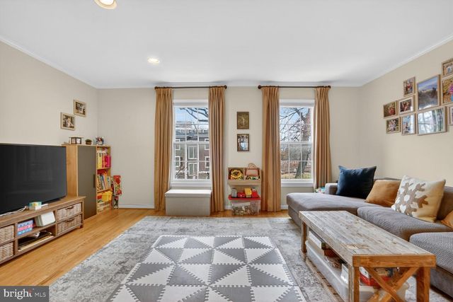 1003-B N DANIEL ST, Arlington, VA 22201