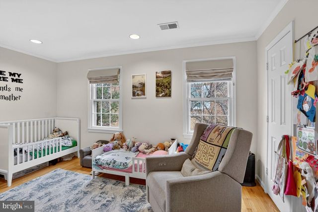 1003-B N DANIEL ST, Arlington, VA 22201