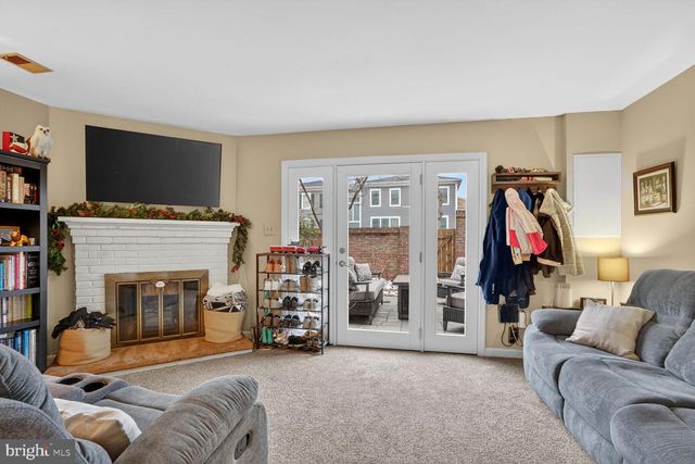 1003-B N DANIEL ST, Arlington, VA 22201