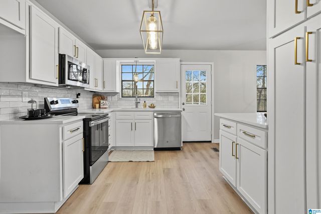 789 MERLIN DRIVE, Calera, AL 35040