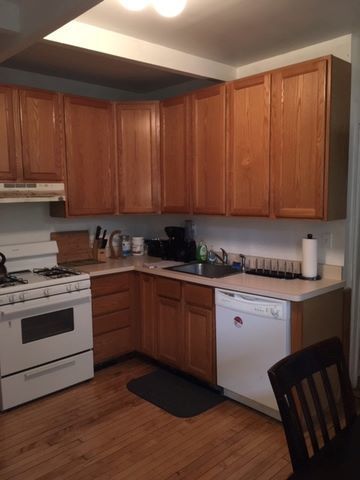 1648 N Cleveland Avenue, Chicago, IL 60614