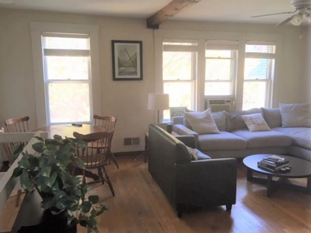 1648 N Cleveland Avenue, Chicago, IL 60614