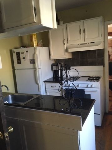 1648 N Cleveland Avenue, Chicago, IL 60614