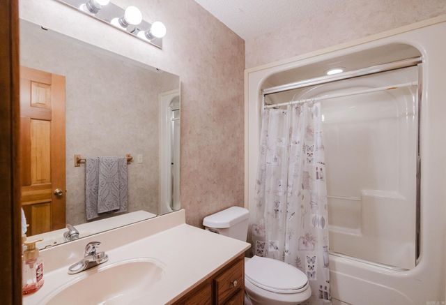 7513 Terry Lynn Drive, Benton, AR 72019