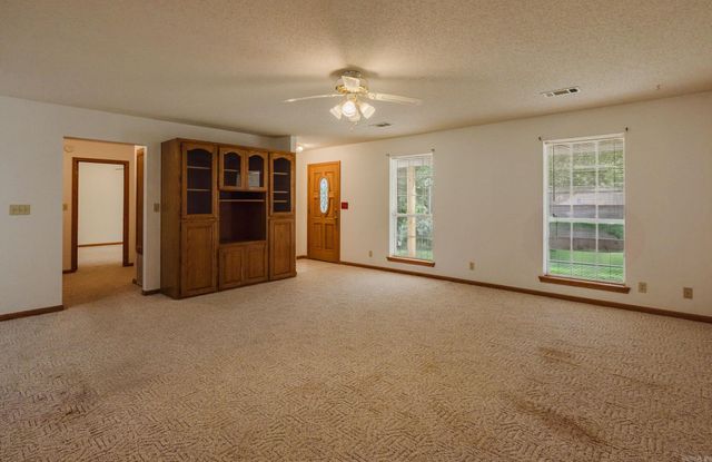 7513 Terry Lynn Drive, Benton, AR 72019
