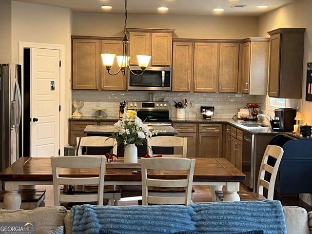 1056 Monticello Drive, Monroe, GA 30655