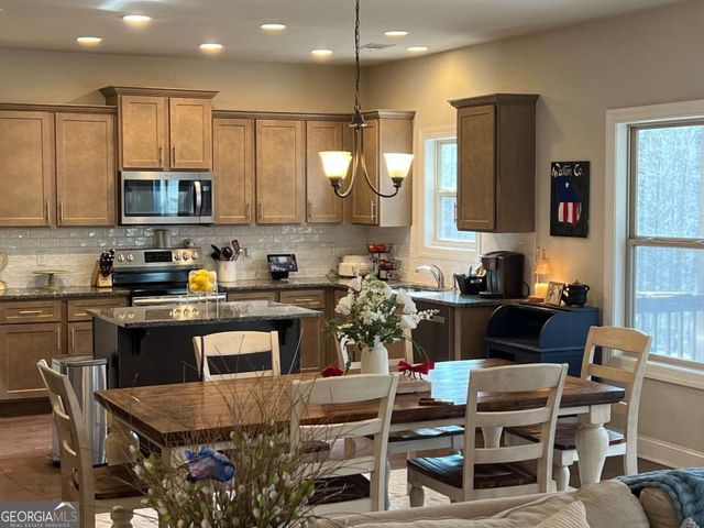 1056 Monticello Drive, Monroe, GA 30655