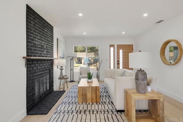 13411 Silver Lake Drive, Poway, CA 92064