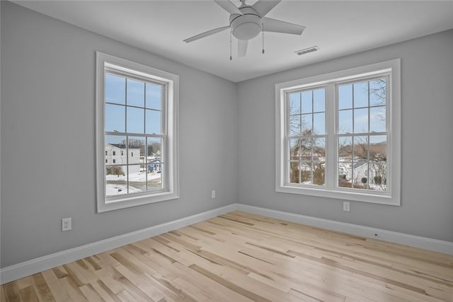 60 Bloor Street, Warwick, RI 02889