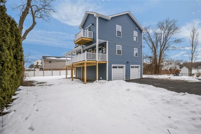 60 Bloor Street, Warwick, RI 02889