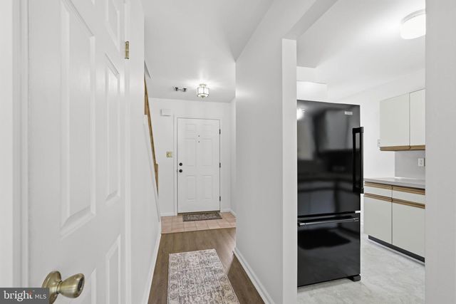 144 PINNACLE POINT DR, Lancaster, PA 17601