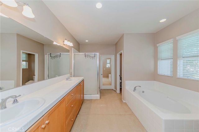 67 Canopy, Irvine, CA 92603