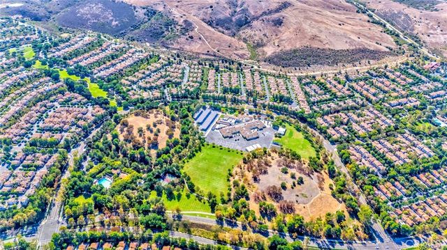 67 Canopy, Irvine, CA 92603