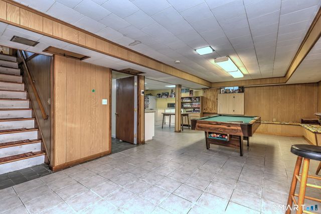 52 Lauderdale Drive, Trumbull, CT 06611