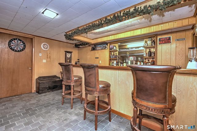 52 Lauderdale Drive, Trumbull, CT 06611