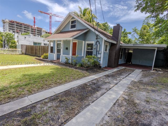 520 NE 129th St, North Miami, FL 33161