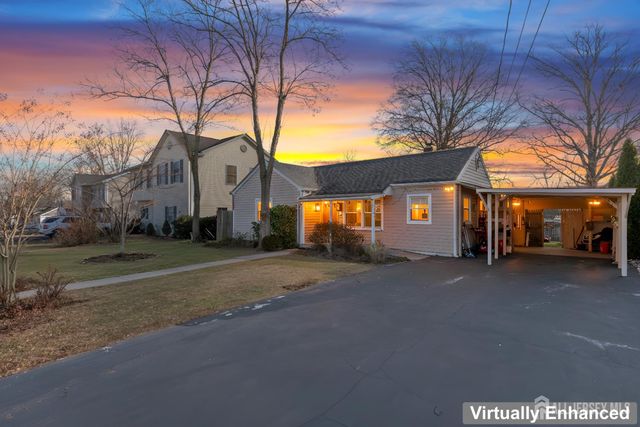 46 Runyon Avenue, Edison, NJ 08817