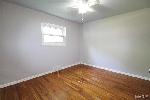 10359 Roscommon Drive, St Louis, MO 63123