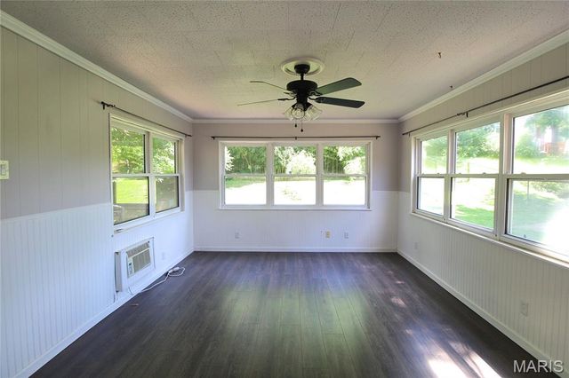 10359 Roscommon Drive, St Louis, MO 63123