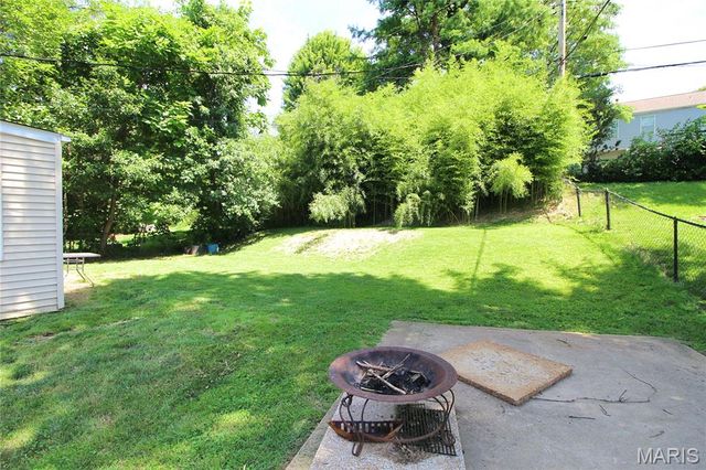10359 Roscommon Drive, St Louis, MO 63123
