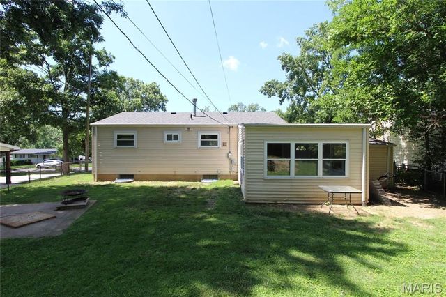 10359 Roscommon Drive, St Louis, MO 63123