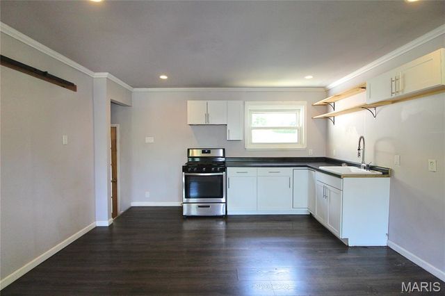10359 Roscommon Drive, St Louis, MO 63123