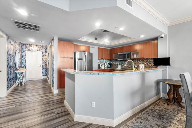 2650 Lake Shore Drive 2102, Riviera Beach, FL 33404